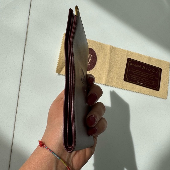 Must De Cartier Burgundy Leather Wallet - Picture 3 of 11